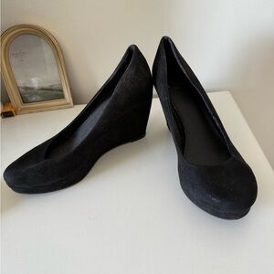 Black Wedge Heels